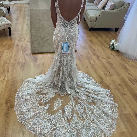 Eddy K Galia Wedding Dress - Picture 1 of 6